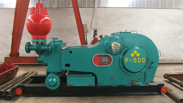 机械设备 泵 泵配件 泥浆泵配件 优质的石油钻井泥浆泵//供应山东厂家