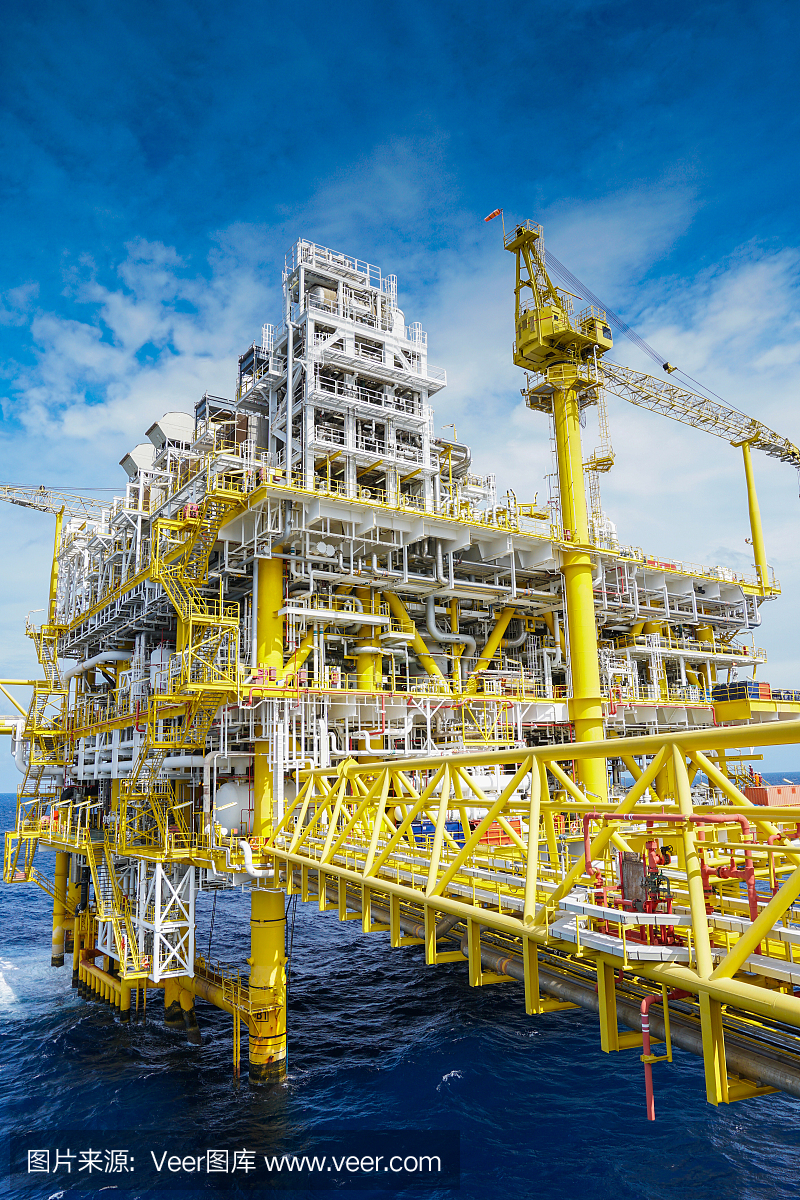 石油和天然气生产平台,石油和天然气生产和勘探业务在泰国湾。
